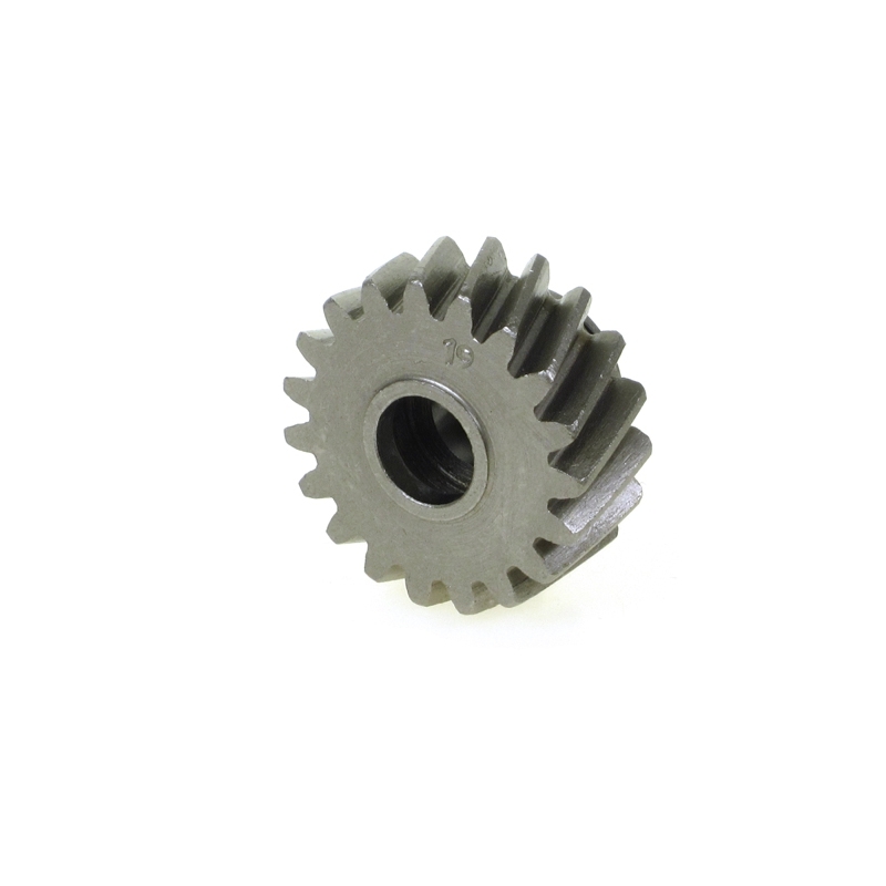 Helical gear Z1