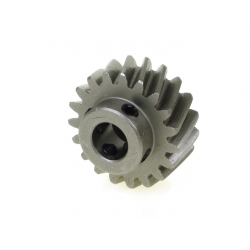 Helical gear Z1